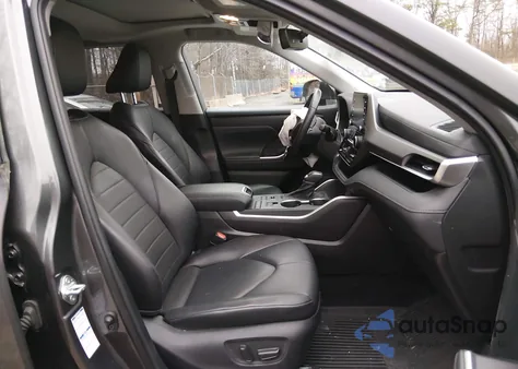 2021 Toyota Highlander Xle из США, поврежденный, VIN 5TDGZRBH4MS541695